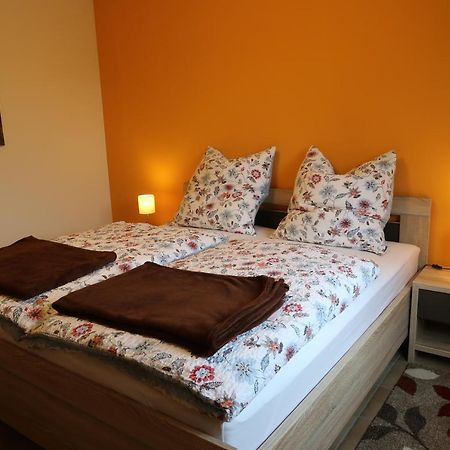 Ferienwohnung Neuborner-Hof Andernach Eksteriør billede